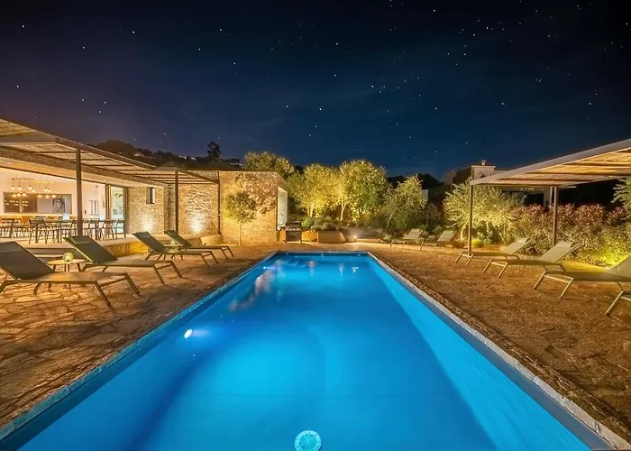 20 * Sainte-Lucie de Porto-Vecchio